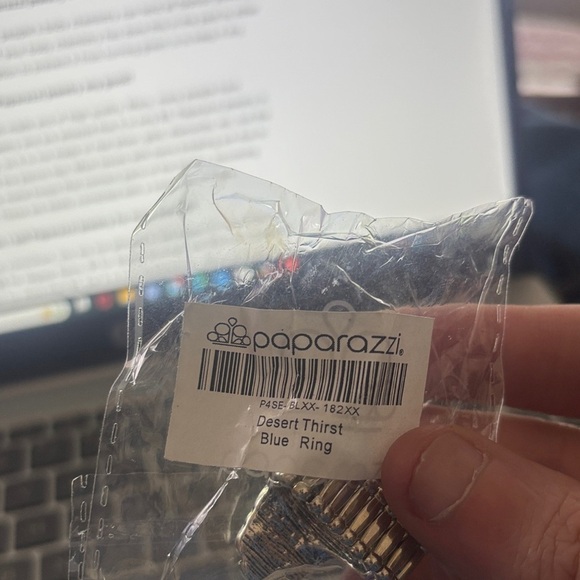 Paparazzi Turquoise and Silver Statement Ring - Picture 2 of 2